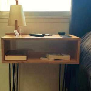 Table de coin Salon/Chambre, Pieds en fer forgé