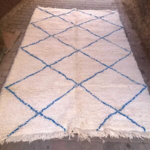 Tapis Beni-Ouarain, losange bleu clair - 200 x 300 cm